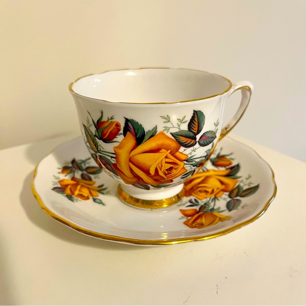 Colclough English Bone China Teacup And Saucer, Beautiful Rose Design